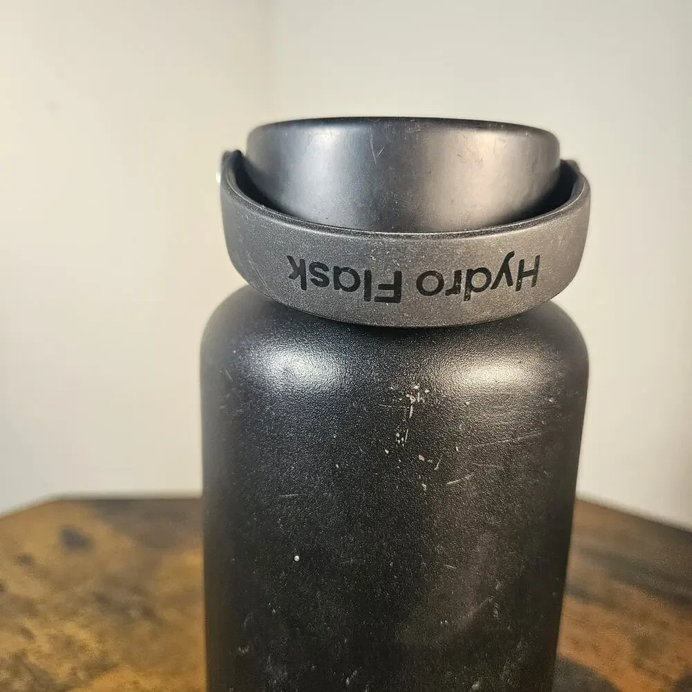 Hydro Flask 32 oz Wide Mouth Water Bottle Black Insulated Stainless Flex Cap